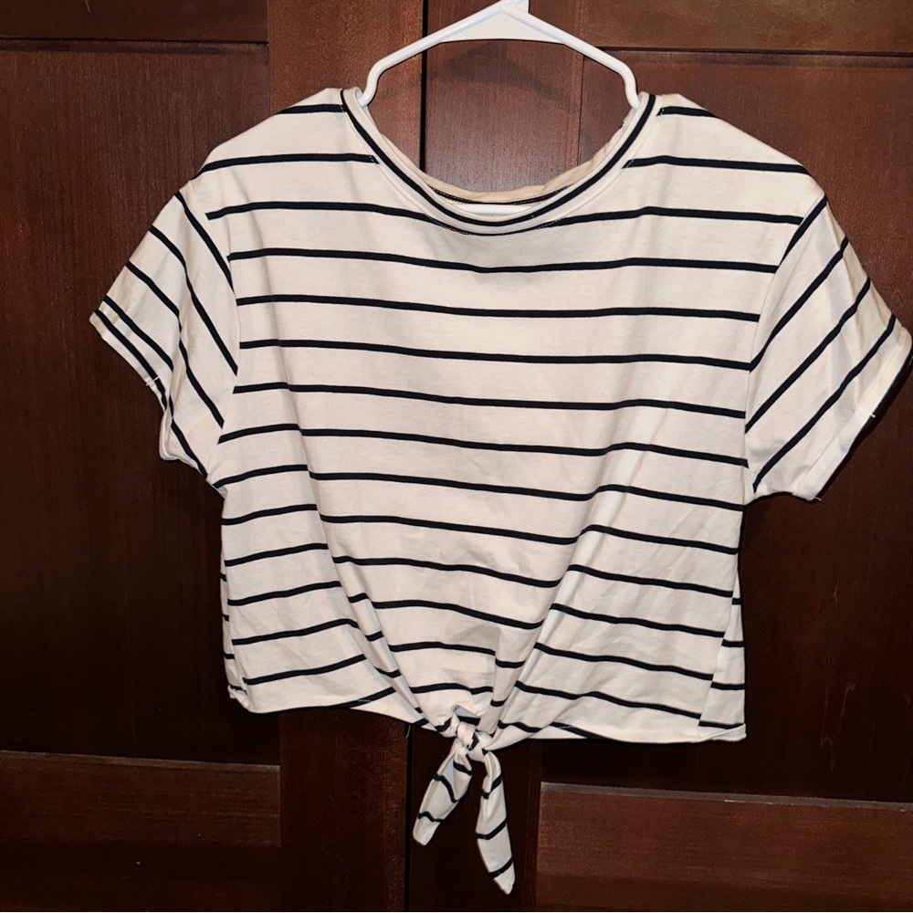 Black & White Stripped Cropped Top